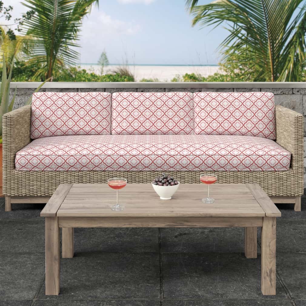 D2561 STRAWBERRY (Charlotte Fabrics)