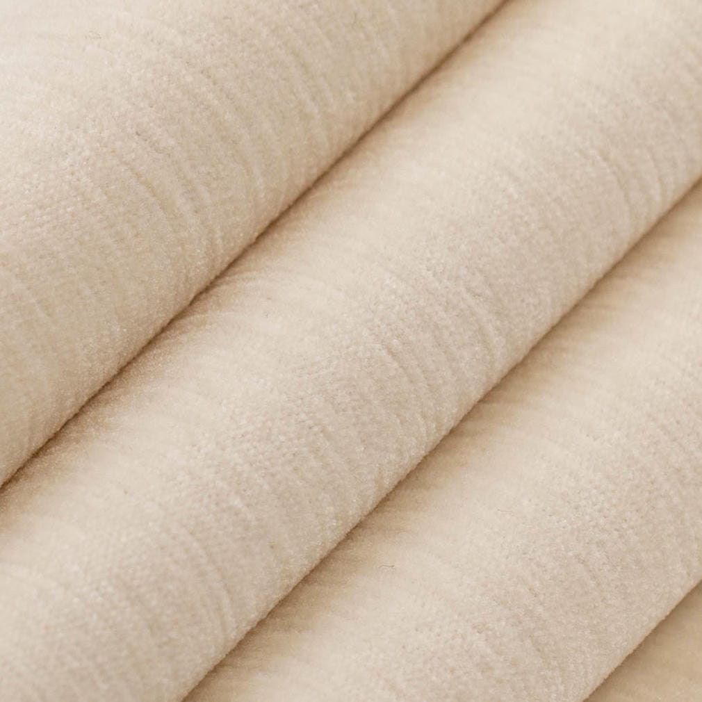 D4699 Pearl LUXE VELVET (Charlotte Fabrics)