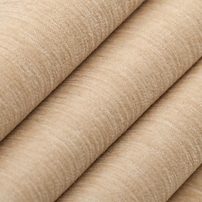D4700 Buttercream LUXE VELVET (Charlotte Fabrics)