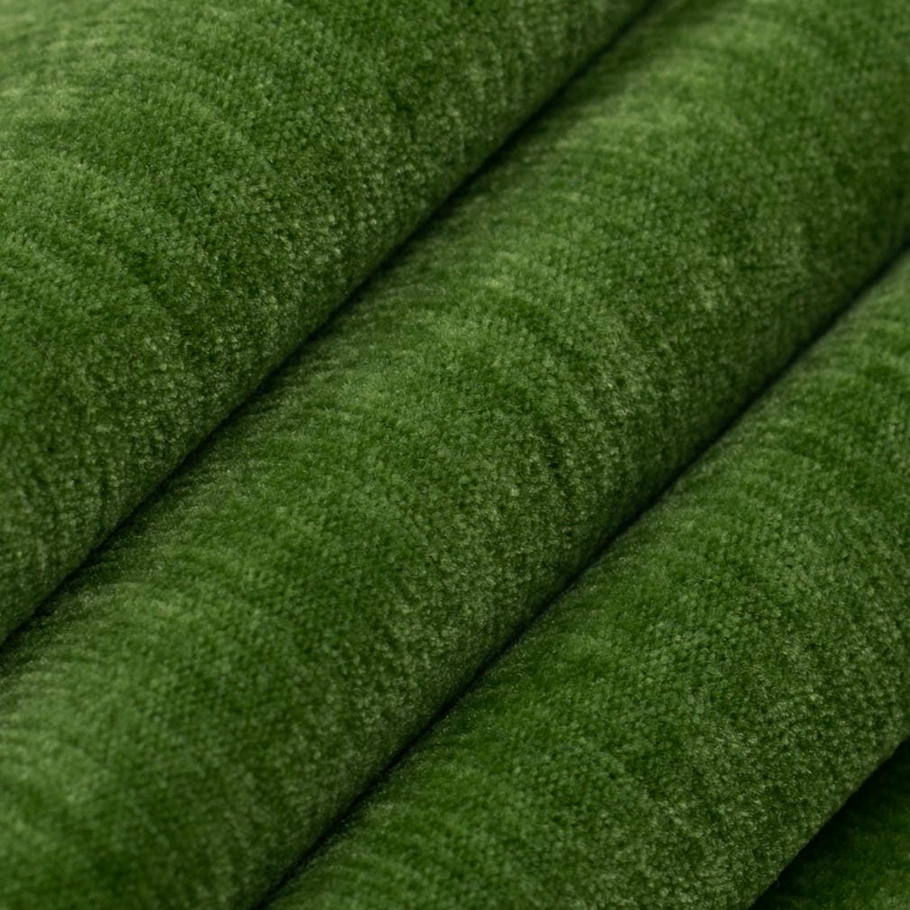 D4709 Grass LUXE VELVET (Charlotte Fabrics)