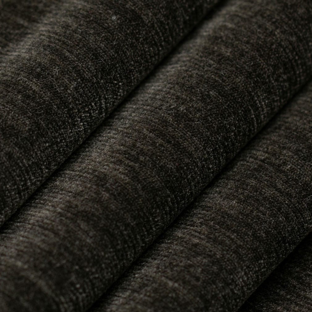 D4726 Graphite LUXE VELVET (Charlotte Fabrics)