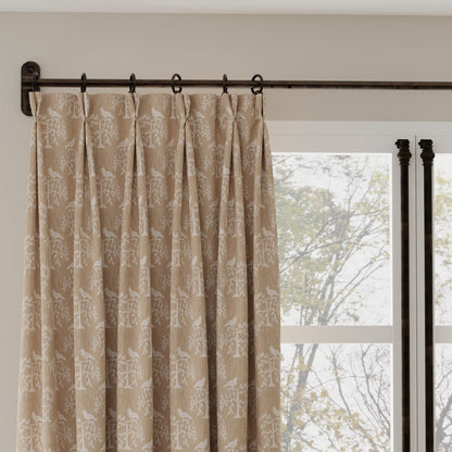 D4779 Willow Fawn Modern Cottage (Charlotte Fabrics)