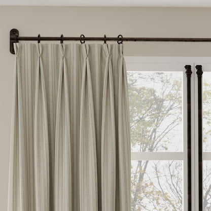 D4806 Hearth Breeze Modern Cottage (Charlotte Fabrics)